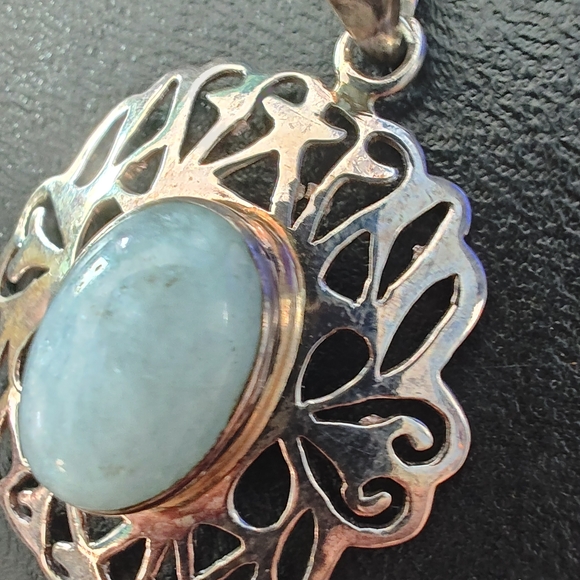 Quartz Silver Pendant - Picture 5 of 9